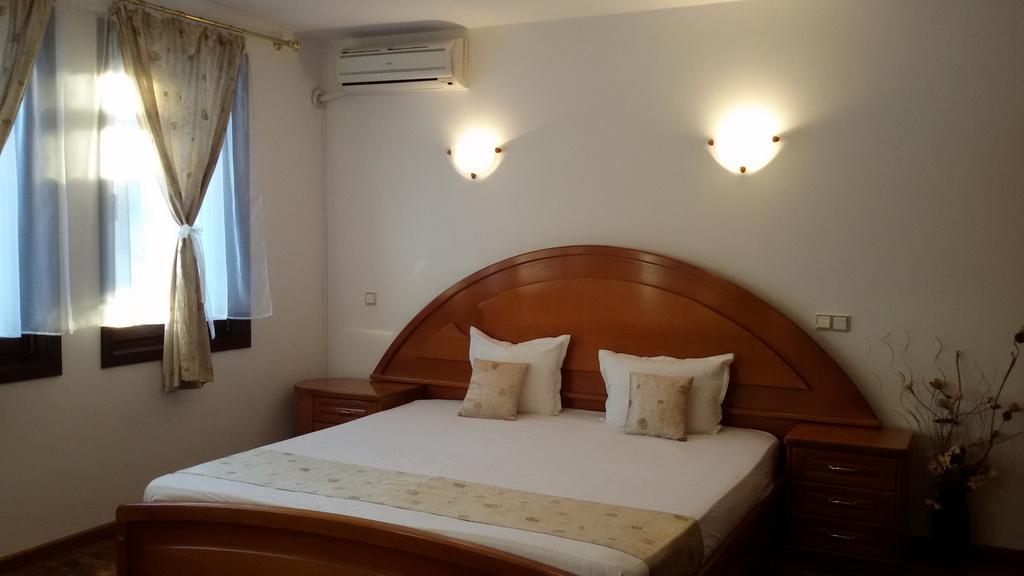 Family Hotel Elegance Arbanasi Zewnętrze zdjęcie