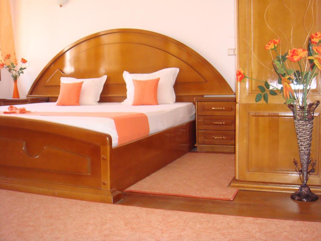Family Hotel Elegance Arbanasi Pokój zdjęcie
