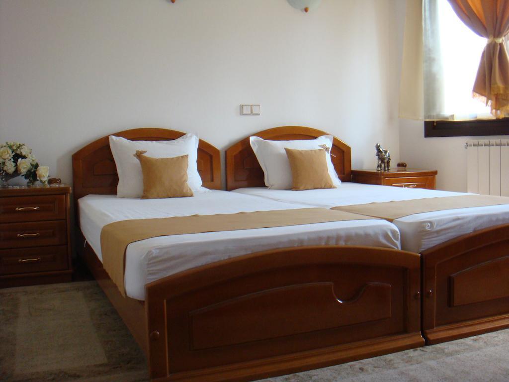 Family Hotel Elegance Arbanasi Pokój zdjęcie
