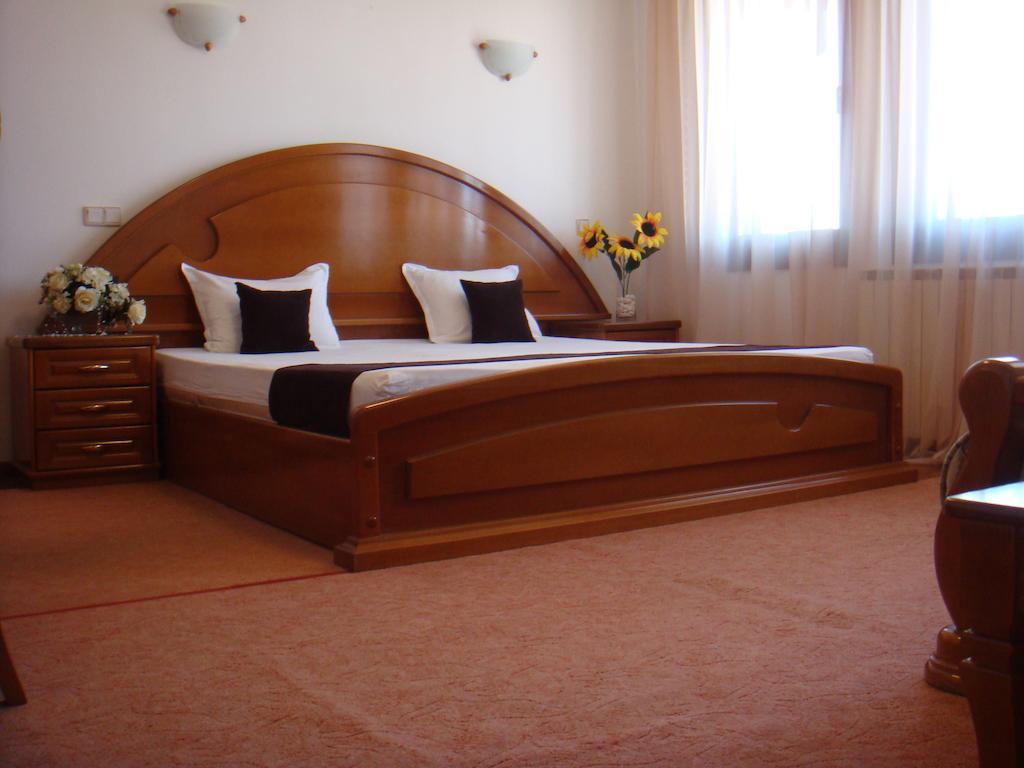 Family Hotel Elegance Arbanasi Pokój zdjęcie